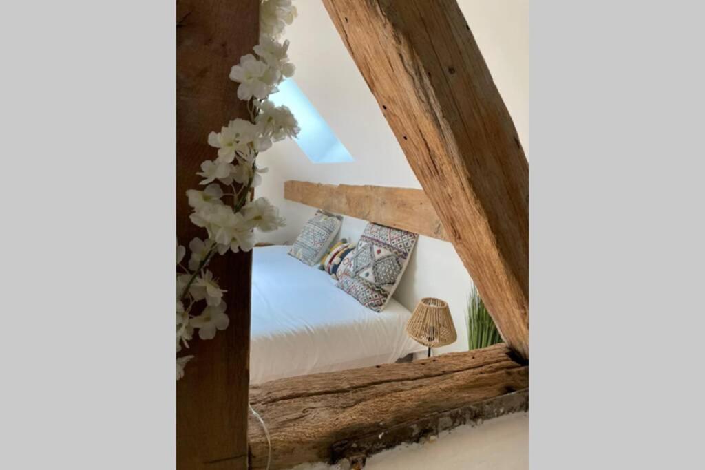 Gîte de la Fontaine salée Diancey Extérieur photo